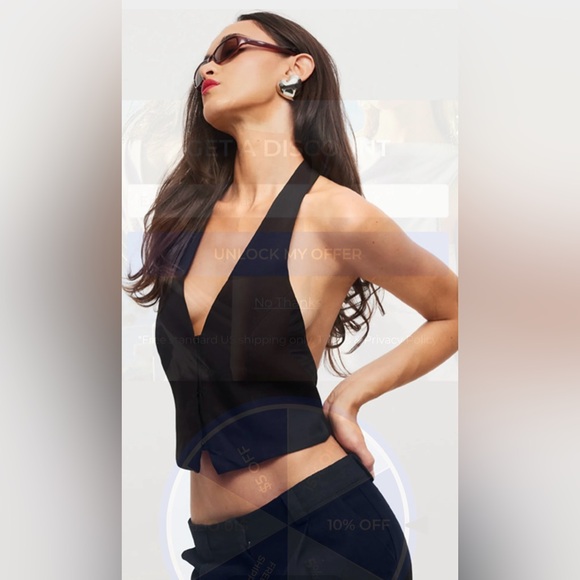 NWT Princess Polly Lioness Plunge Halter Crop Top, Black, Size Women’s 4 Small. - Picture 3 of 11